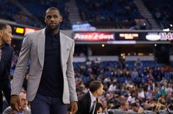 LeBron James se bo pogajal z NBA o pogodbi igralcev