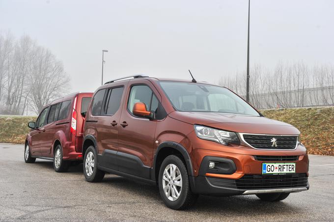 Z visoko oddaljenostjo od tal in terenskimi oblogami vse naokrog je Peugeot poskušal enoprostorskega rifterja malo pomakniti v SUV-jevsko smer.
 | Foto: Gašper Pirman