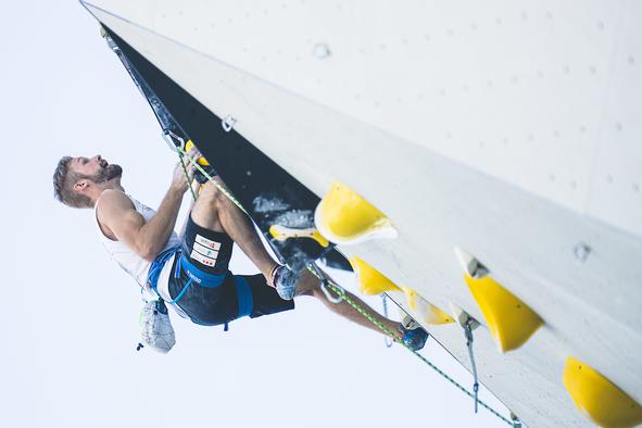 Peharc v Hachiojiju obstal v polfinalu in osvojil 19. mesto