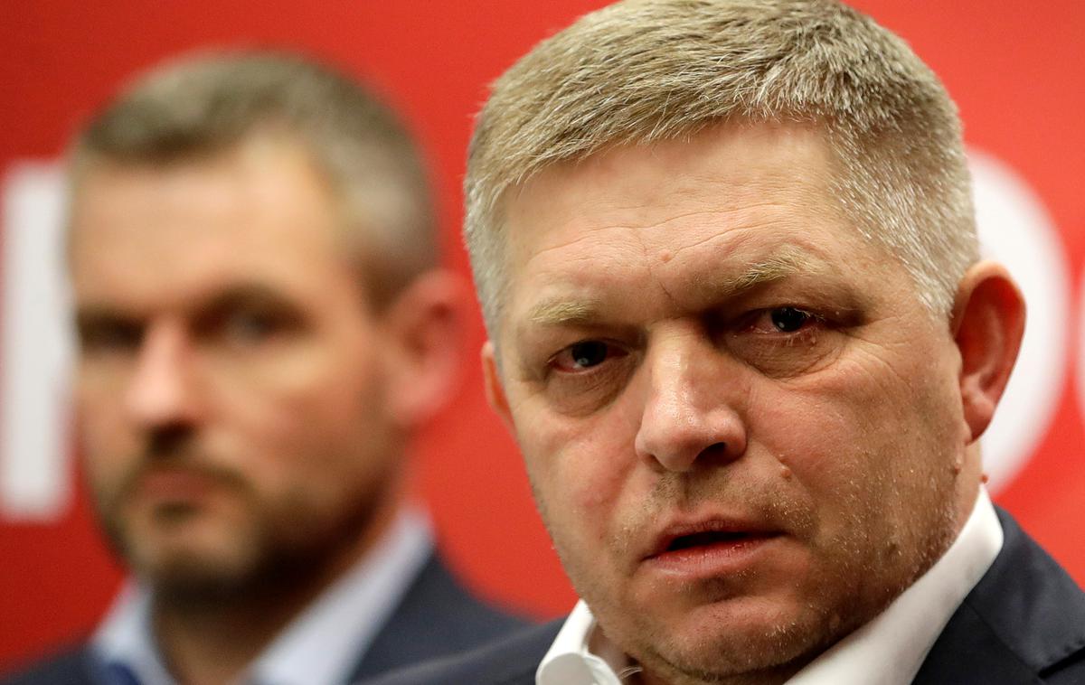 Robert Fico in Peter Pellegrini | Novi slovaški premier Robert Fico je izrazil tudi nasprotovanje sankcijam proti Rusiji. | Foto Reuters