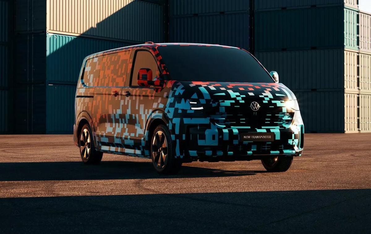 Volkswagen transporter | Za zdaj še zakrit novi transporter, ki ga bo Volkswagen prvič izdelal na Fordovi platformi. | Foto Volkswagen