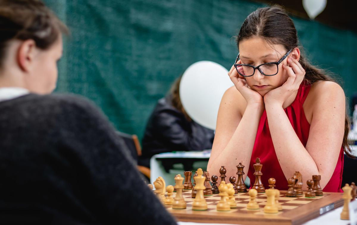 Zala Urh, šah | Zala Urh je na mladinskem SP le za las zgrešila bron. | Foto Blaž Weindorfer/Sportida