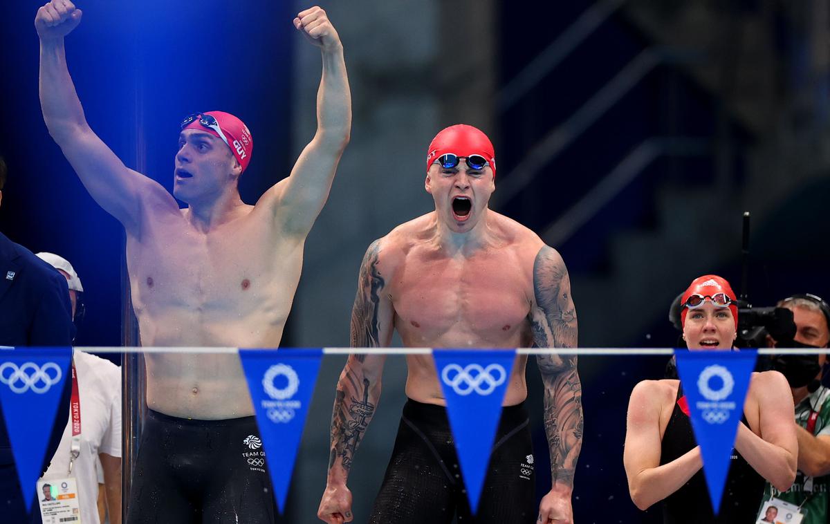 Adam Peaty Velika Britanija mešane štafete OI Tokio | Mešana štafeta Velik Britanije slavi olimpijsko zlato. | Foto Reuters