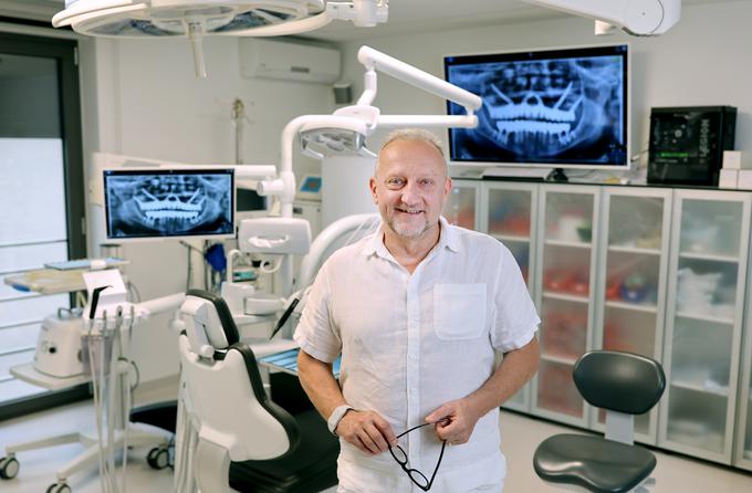 Zobozdravnik dr. Trampuš s klinike Ortoimplant Dental Spa | Foto: ORTOIMPLANT DENTAL SPA