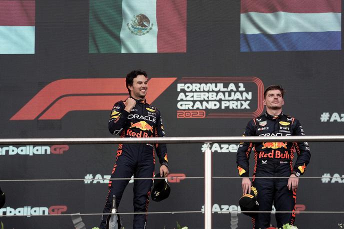 Baku Max Verstappen Sergio Perez Red Bull | Sergio Perez, sicer z nekaj sreče ob varnostnem avtomobilu, je v nedeljo premagal Maxa Verstappna. | Foto Guliver Image