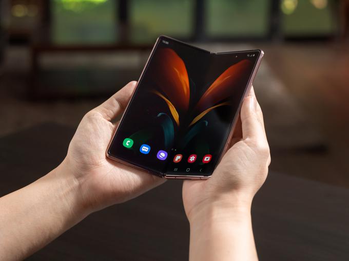 Samsung Galaxy Z Fold2: pregibni telefoni odpravljajo ločnico med pametnimi telefoni in tablicami, | Foto: Samsung