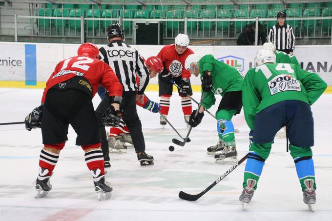 Jesenice Olimpija tekma legend | Foto: Rok Srakar/HZS