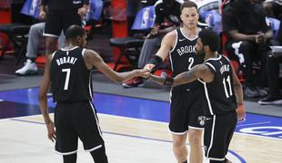 Brooklyn Nets povedli z 2:0, na parket stopil tudi Čančar