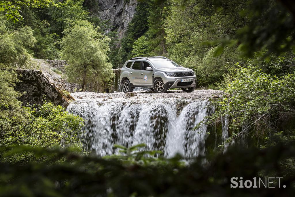 Dacia Duster gorski reševalci