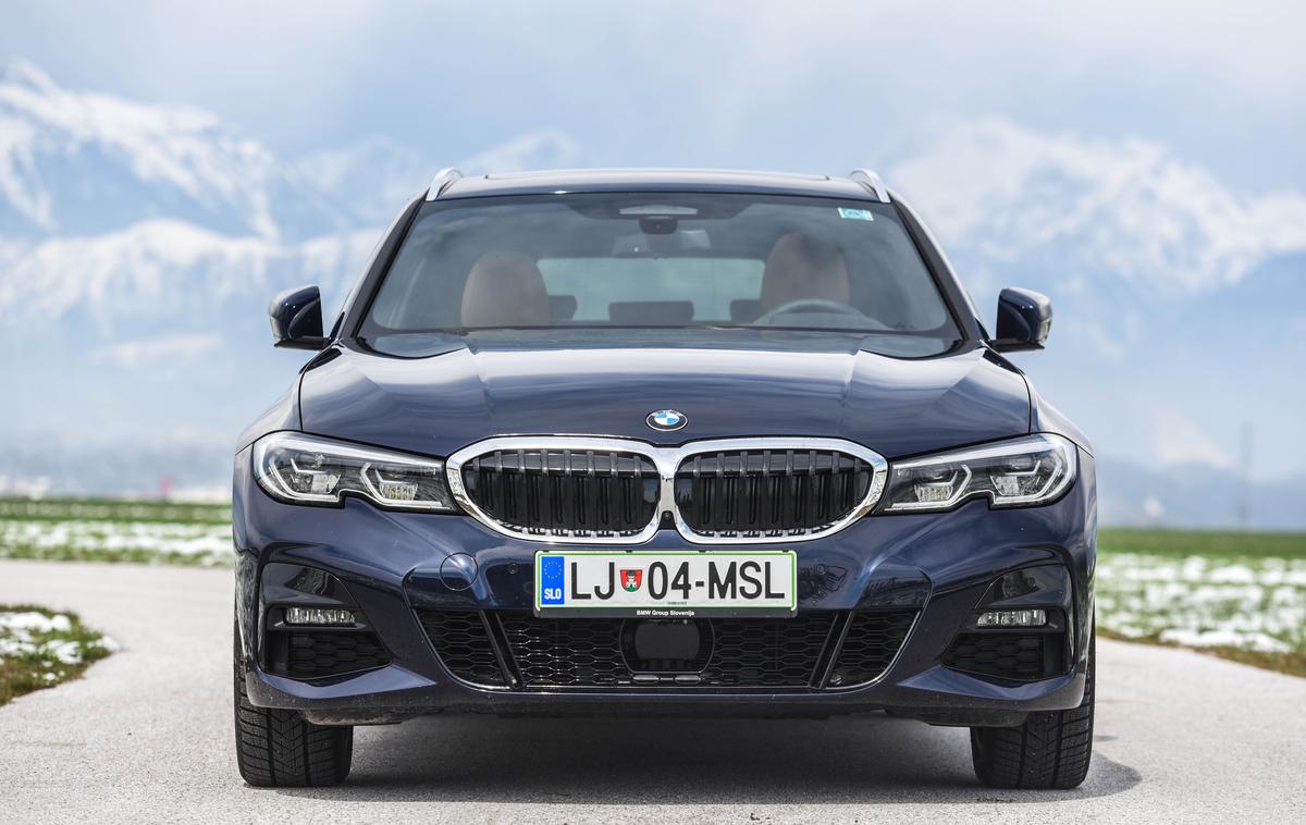 BMW 330e xDrive touring | Foto Gašper Pirman