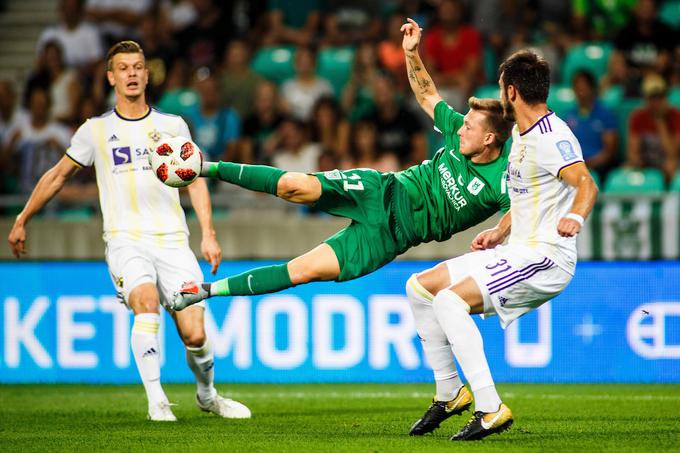 Olimpija se bo v četrtfinalu pomerila s Koprom, Maribor pa z Domžalami. | Foto: Grega Valančič/Sportida