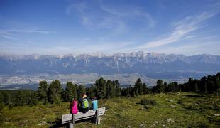 30-letnica rodila v gorah na 2250 metrih nadmorske višine