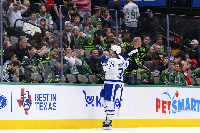 Auston Matthews se je dvakrat vpisal v zgodovino ob četrtkovi zmagi s 4:3 po podaljšku pri Dallas Stars. | Foto: Guliverimage/Vladimir Fedorenko