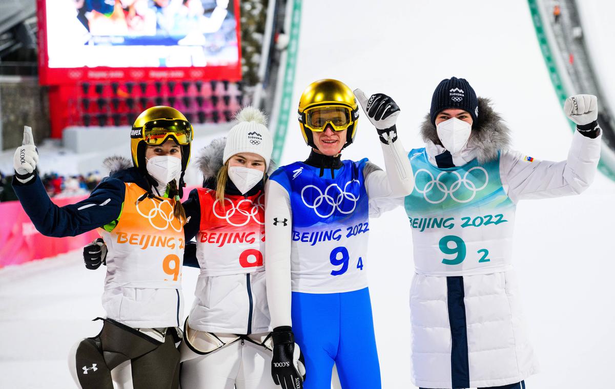 mešana ekipna tekma | Urša Bogataj, Nika Križnar, Peter Prevc in Timi Zajc so olimpijski prvaki v mešanih ekipah. | Foto Guliverimage