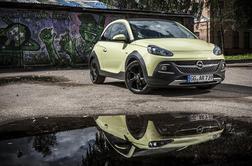 Opel adam rocks - manekenček je odšel na fitnes