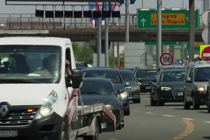 meja | Oseba, ki jo policija ob vstopu v Slovenijo napoti v karanteno na domu, bo v karanteni morala ostati polnih sedem dni. | Foto Planet TV