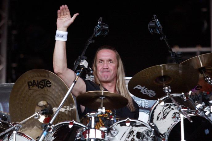 Nicko McBrain | McBrain se je na vaje za prihajajočo turnejo vrnil po desetih tednih intenzivne terapije. | Foto Guliverimage