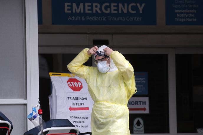 New York koronavirus | V New Yorku je zaradi koronavirusa umrlo več ljudi kot v terorističnih napadih v ZDA leta 2001. | Foto Reuters