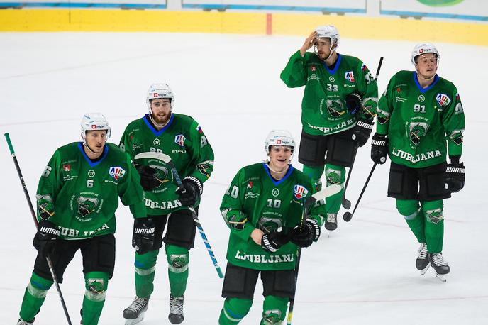 HK Olimpija | Ljubljančani bi morali zvečer gostiti Fasso, a je tekma zaradi neugodnih vremenskih snežnih razmer, ki Italijanom onemogočajo prihod v Ljubljano, prestavljena na 17. december. | Foto Grega Valančič/Sportida