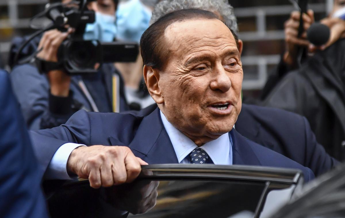 Silvio Berlusconi | "Mislim, da bom kandidiral v senatu, tako bomo osrečili vse," je ob najavi kandidature dejal Silvio Berlusconi. | Foto Guliverimage