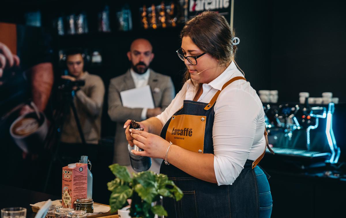 Barista Cup 2023 | Lana Kokl, slovenska prvakinja v pripravi kave, je slavila tudi na regionalnem prvenstvu. | Foto Arhiv organizatorja