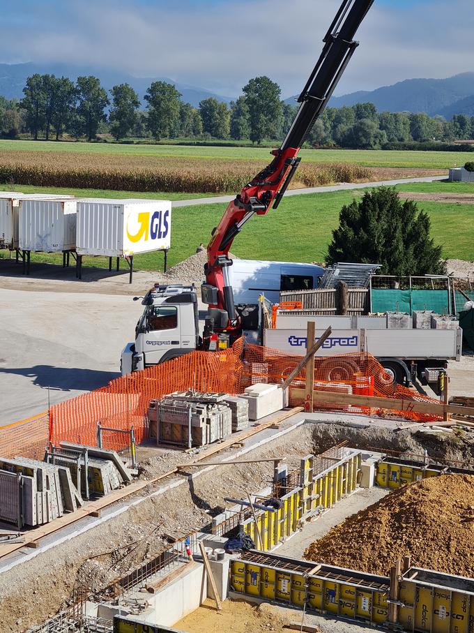 Tako poslovni kot zasebni uporabniki pozdravljajo širitev glavnega HUB sortirnega centra v Ljubljani. | Foto: 