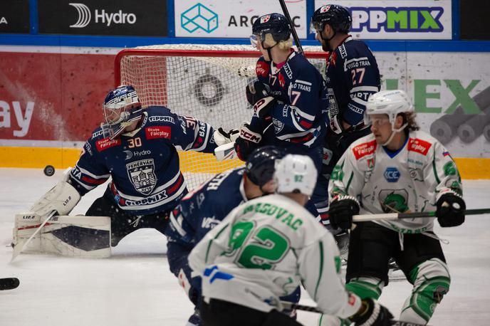 HK Olimpija Fehervar | Olimpija je v Szehesfehervarju izgubila z 2:5. | Foto Soós Attila/Hydro Fehervar AV19