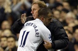 United ostal brez Younga, Spurs brez Van der Vaarta