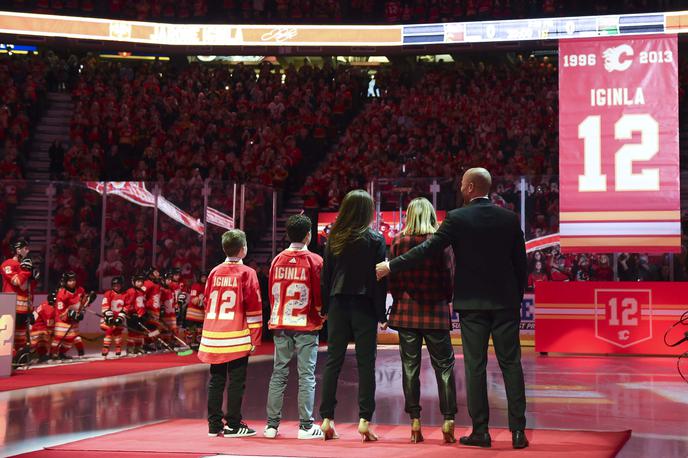 Jarome iginla | V Calgaryju so pod streho dvorane dvignili dres nekdanjega zvezdnika tega kluba Jaroma Iginle. | Foto Reuters