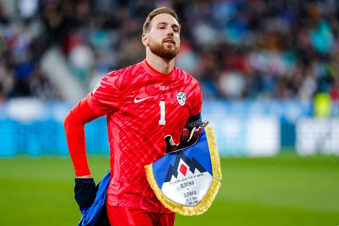 Jan Oblak je podobno kot v Bratislavi blestel med slovenskima vratnicama. | Foto: Aleš Fevžer