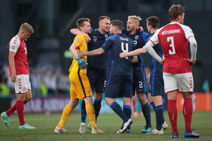 Danska Finska | Finci so priredili prvo veliko presenečenje na letošnjem Euru. | Foto Reuters