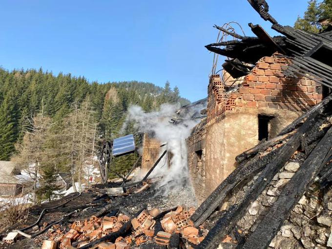 Razdejanje na pogorišču (25. 2. 2021) | Foto: Planinska zveza Slovenije