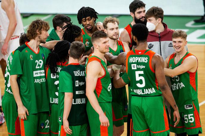 Cedevita Olimpija Bourg | Ljubljančani so morali prestaviti tudi sredino tekmo s Krko. | Foto Vid Ponikvar