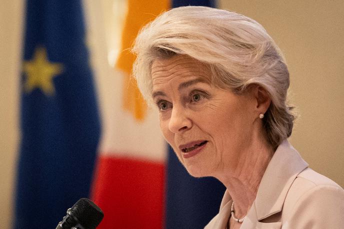 Ursula von der Leyen | Kot je opozorila von der Leynova, ta tema ostaja, napovedala je tudi nov predlog, ki bo po njenih besedah veliko bolj zrel in pripravljen na podlagi širšega dialoga. | Foto Reuters