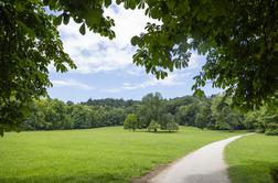 Mestna občina Ljubljana bo prenovila Bloudkov park v Tivoliju