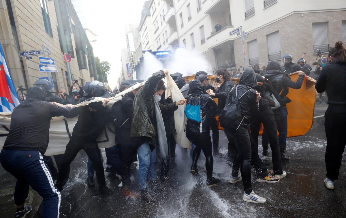 Protest v Frankfurtu | Foto Reuters