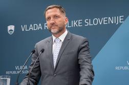 Z rebalansom pol milijarde evrov za odpravo posledic poplav #video