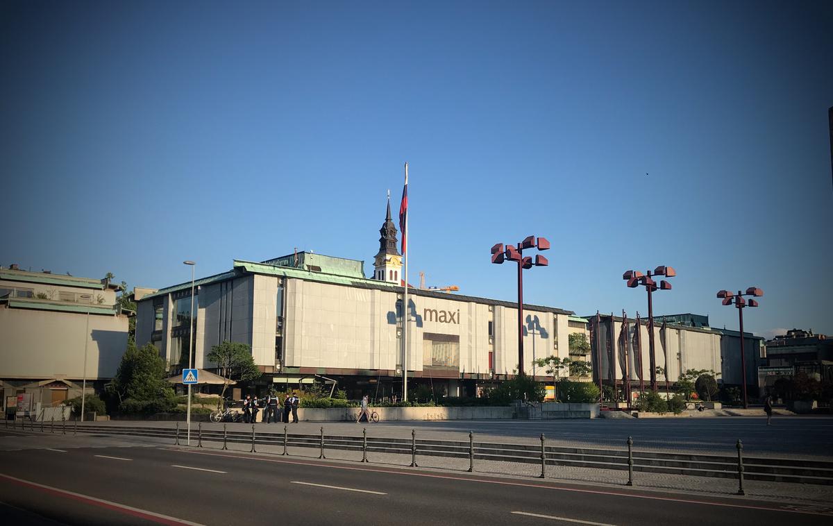 Trg republike brez ograj protesti | Ideja o postavitvi spomenika osamosvojitve je namreč v zadnjih dneh znova pritegnila pozornost javnosti. | Foto Ana Kovač