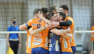 Stara znanca v finalu, ACH Volley in Calcit Volley