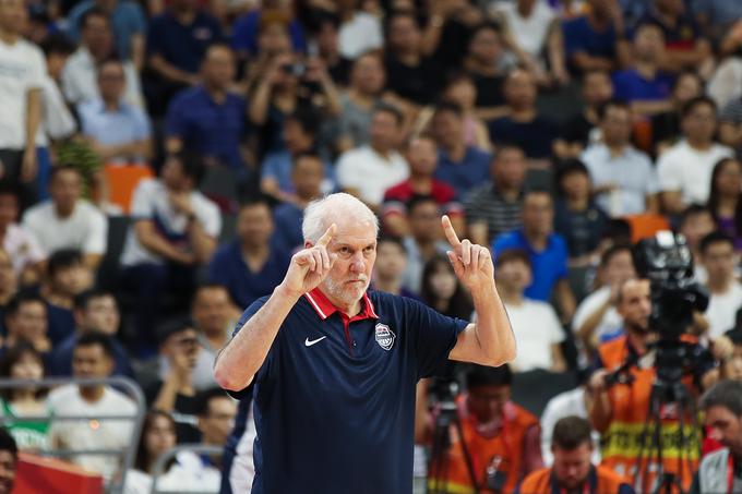 Gregg Popovich je, čeprav je z reprezentanco ostal brez odličja, ostal ameriški selektor in izbrano vrsto ZDA popeljal do olimpijskega naslova. | Foto: Getty Images