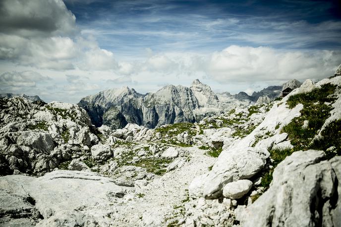 Pot na Zasavsko kočo na Prehodavcih (Prehodavci) | S Planine Blato na Prehodavce. Dolga tura, ki vas ne bo pustila ravnodušnih. | Foto Ana Kovač