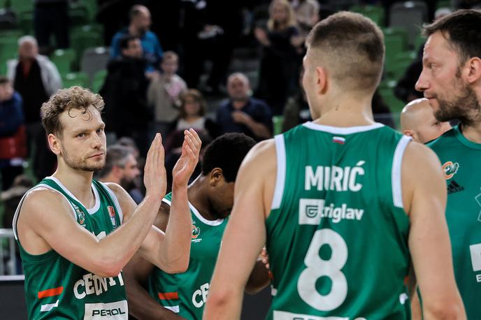 Cedevita Olimpija - Zadar ABA liga Stožice | Jaka Blažič in Edo Murić s številnimi novimi soigralci.  | Foto Vid Ponikvar