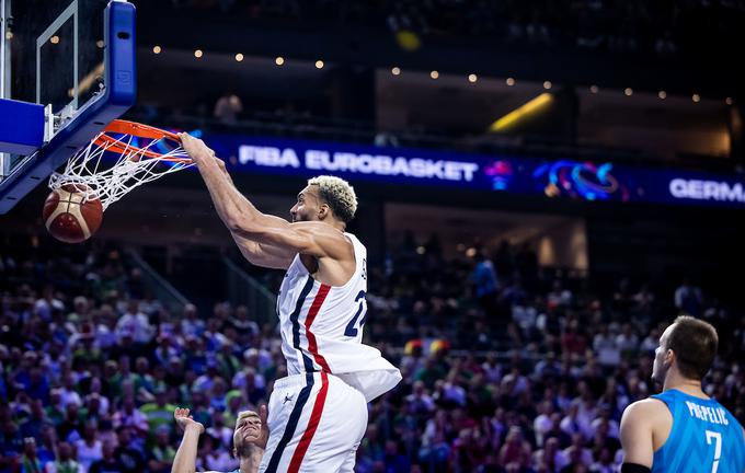 Rudy Gobert je dosegel 19 točk. | Foto: Vid Ponikvar