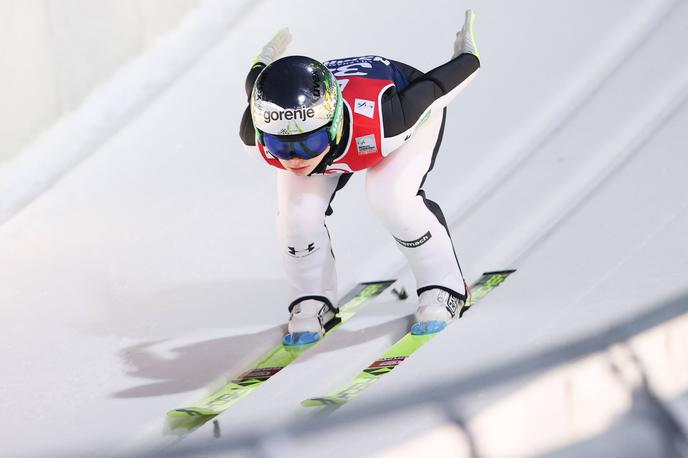 Nika Križnar | Nika Križnar bo 31. 12. 2021 in 1. 1. 2022 skakala na zgodovinski Silvestrski turneji. Bo to edina turneja, ki jo bo gostil Ljubno? | Foto Guliverimage