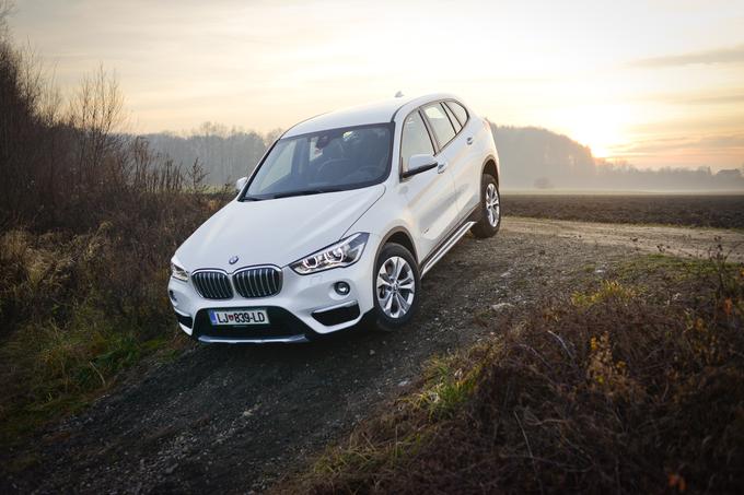 ..., in BMW X1, ki je že na zunaj med vsemi tremi najbližje pravemu športnemu terencu. | Foto: Ciril Komotar