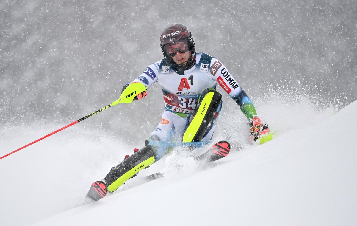 Žan Kranjec slalom Kitzbühel | Slalomska tekma v Banskem je bila zaradi izjemno slabih vremenskih razmer tik pred nastopom Žana Kranjca prekinjena, nato pa dokončno odpovedana.  | Foto Guliverimage