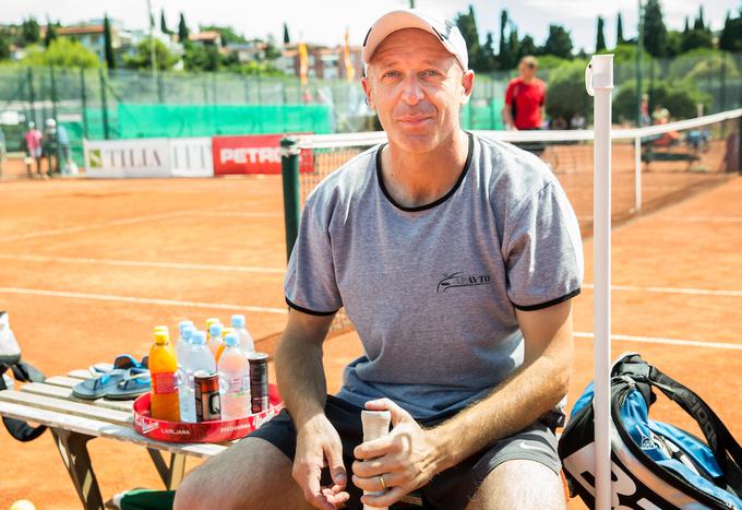 Obožuje tenis. Tako ga je fotograf Sportala ujel leta 2016 na turnirju v Portorožu. | Foto: Vid Ponikvar