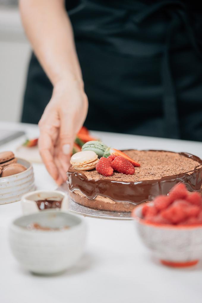 Enostavna čokoladna torta, ki poboža dušo (5) | Foto: 