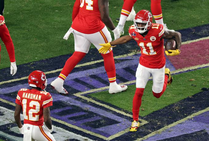 Patricka Mahomesa in njegove Kansas City Chiefs bo v sredo možno v živo spremljati na Netflixu, ko se bodo pomerili s Pittsburgh Steelers. | Foto: Reuters