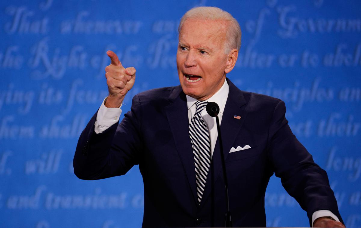 Joe Biden | Joe Biden je sklenil, da položaj na Zahodnem Balkanu v zadnjih dveh desetletjih ogroža napredek v smeri učinkovitega in demokratičnega vladanja ter integracijo v evroatlantske ustanove. V to je vključeno tudi spodkopavanje povojnih sporazumov in ustanov. Vse to po Bidnovem sklepu predstavlja grožnjo nacionalni varnosti in zunanji politiki Združenih držav Amerike.  | Foto Reuters